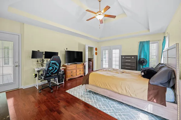 $829,999 | 772 Salmon Branch Road, Erin, TN 37061