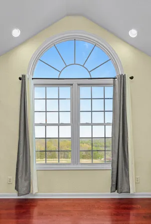 $829,999 | 772 Salmon Branch Road, Erin, TN 37061