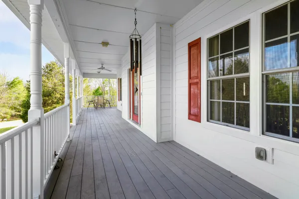 $829,999 | 772 Salmon Branch Road, Erin, TN 37061