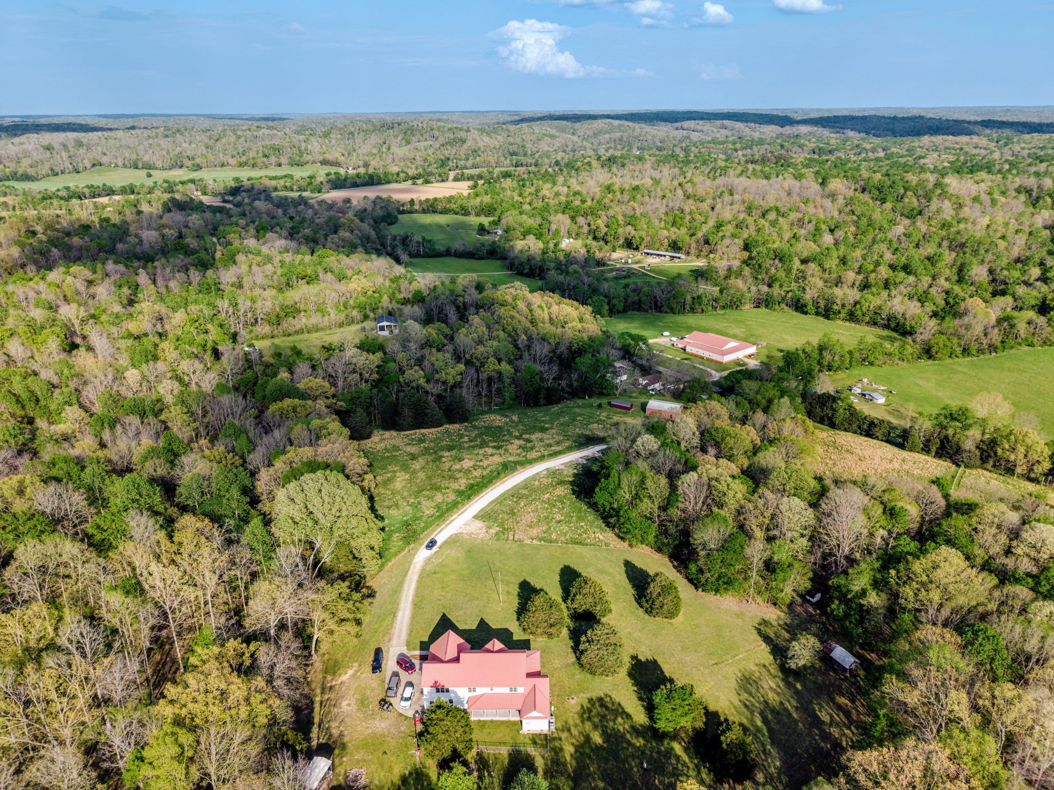 772 Salmon Branch Road Erin, TN 37061 - Photo 4 of 51