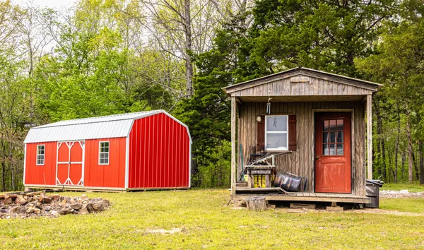 $829,999 | 772 Salmon Branch Road, Erin, TN 37061