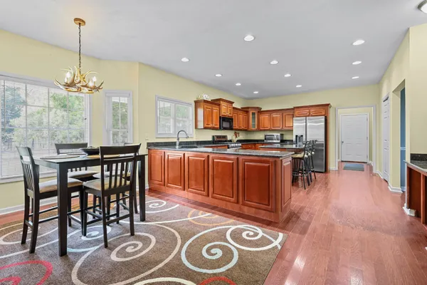 $829,999 | 772 Salmon Branch Road, Erin, TN 37061