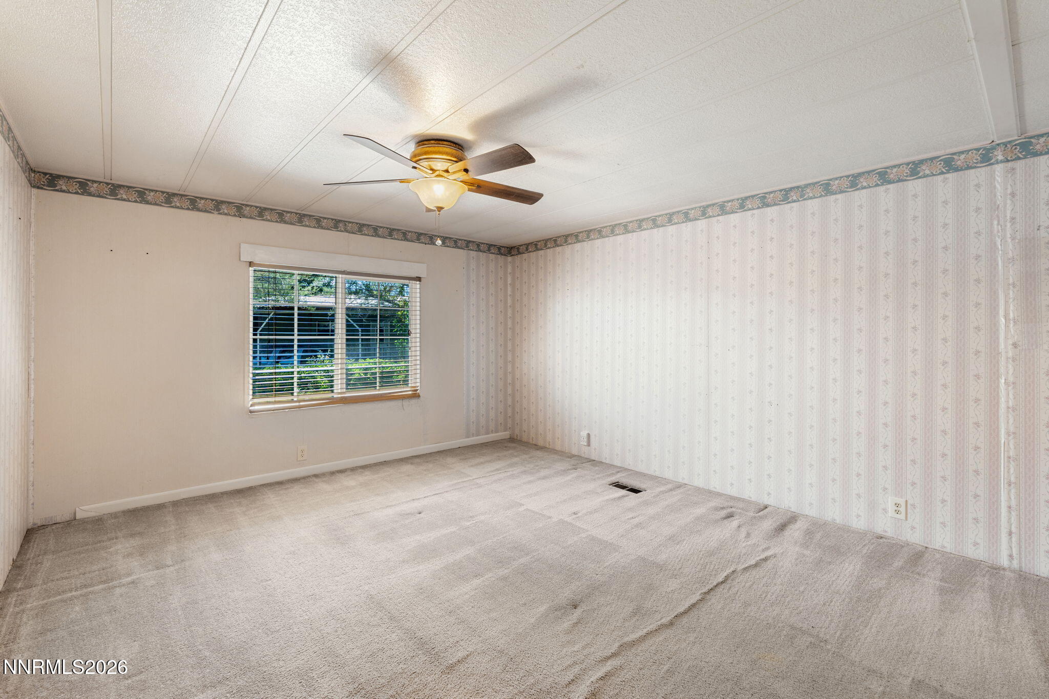 150 Chlorite Court Reno, NV 89521 - Photo 18 of 42 21-web-or-mls-DSC02630