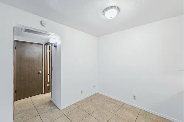 $140,000 | 6400 66th Avenue, Unit 11, Sacramento, CA 95823