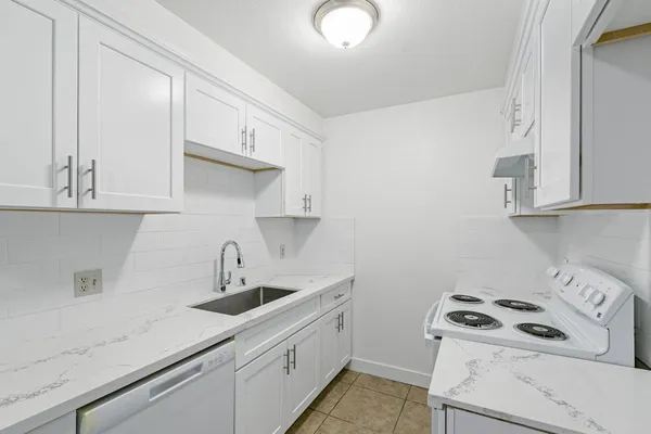 $140,000 | 6400 66th Avenue, Unit 11, Sacramento, CA 95823
