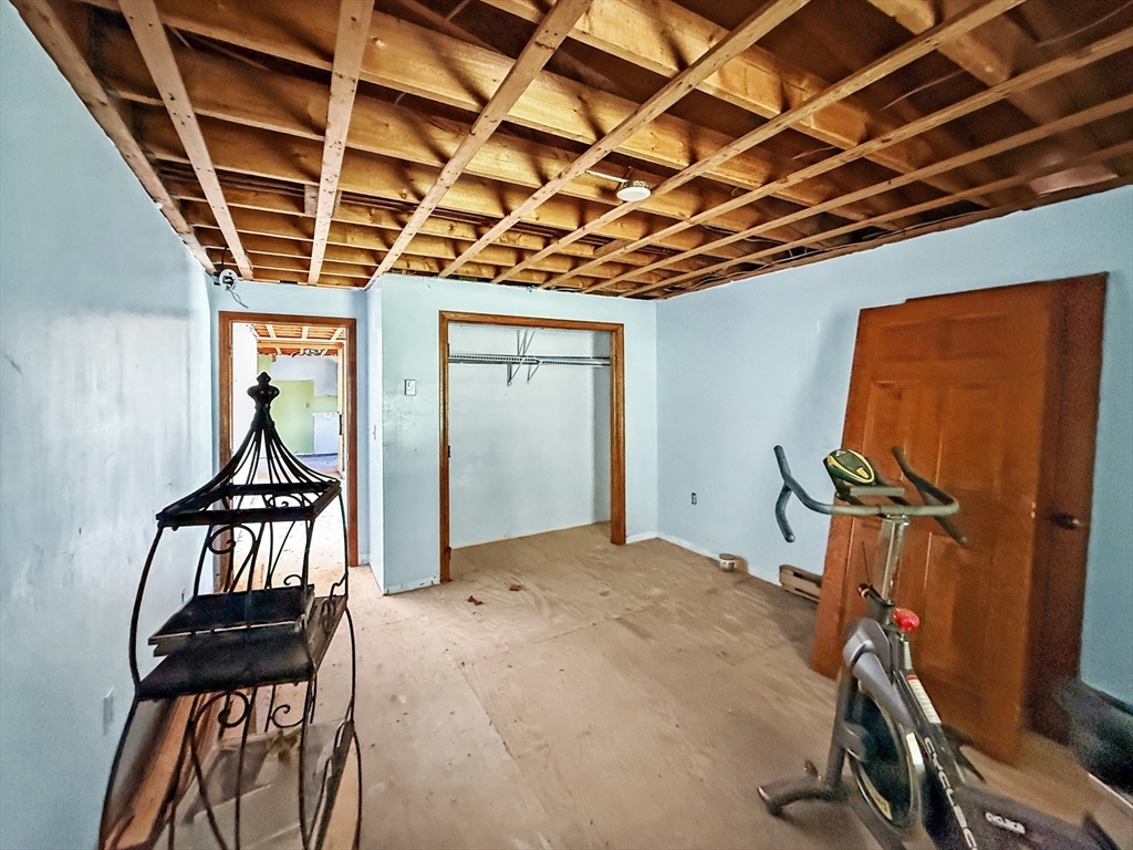 6 Philip Street Hudson, MA 01749 - Photo 32 of 41