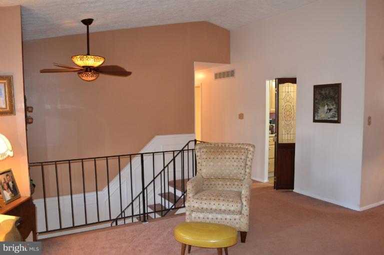 422 Carroll Island Road Middle River, MD 21220 - Photo 25 of 30 Living Room
