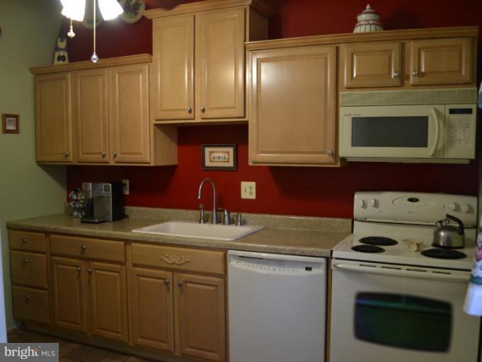 422 Carroll Island Road Middle River, MD 21220 - Photo 27 of 30 Kitchen