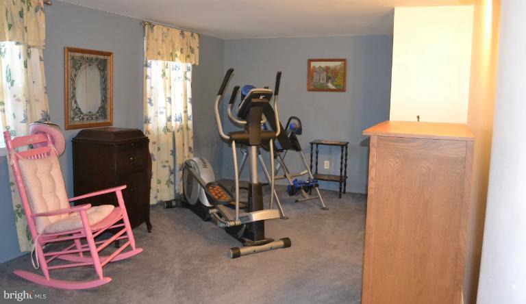 422 Carroll Island Road Middle River, MD 21220 - Photo 5 of 30 Bedroom