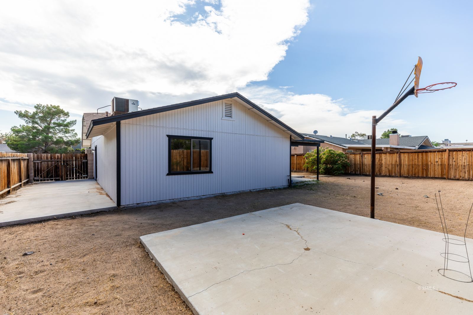 608 South Gordon Street Ridgecrest, CA 93555 - Photo 23 of 27