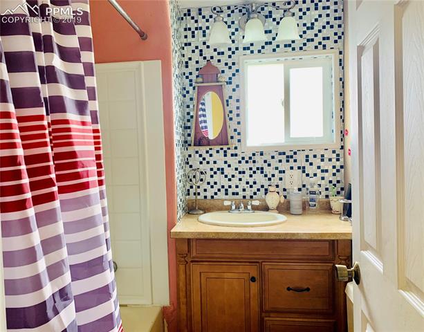 145 Baxter Road Pueblo, CO 81006 - Photo 11 of 22 Gallery Image 11