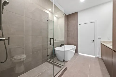 $815,000 | 2209 South 1st Street, Unit 121, Austin, TX 78704