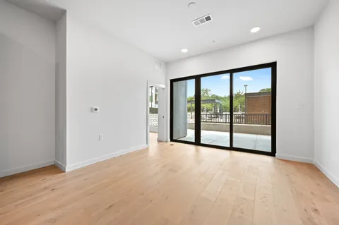 $815,000 | 2209 South 1st Street, Unit 121, Austin, TX 78704