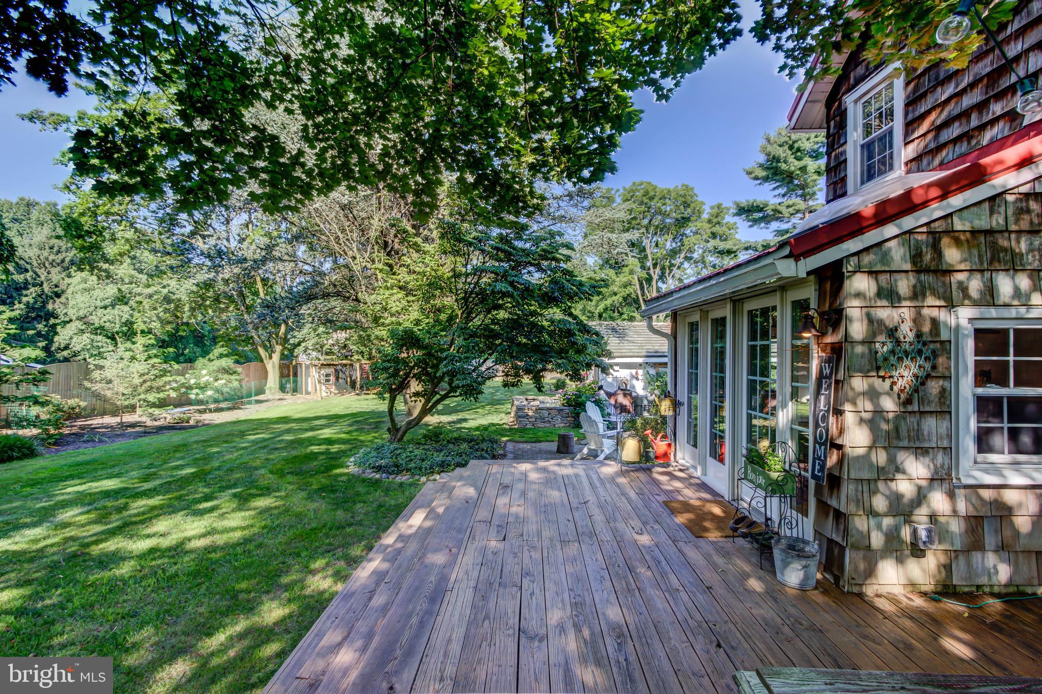 321 Newark Road Landenberg, PA 19350 - Photo 25 of 35 Wrap Around Oversized Deck