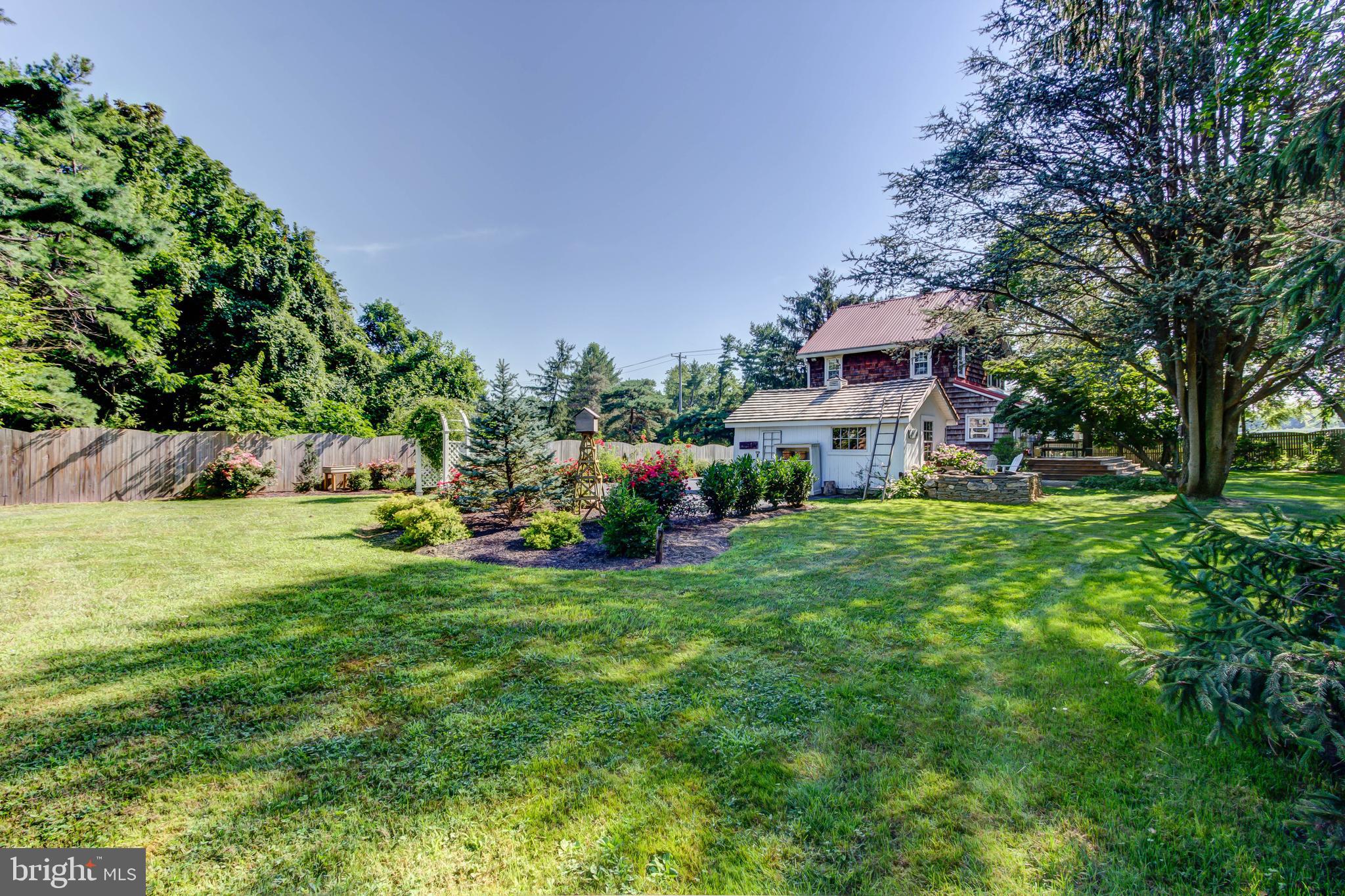 321 Newark Road Landenberg, PA 19350 - Photo 33 of 35 Beautiful private backyard with fence