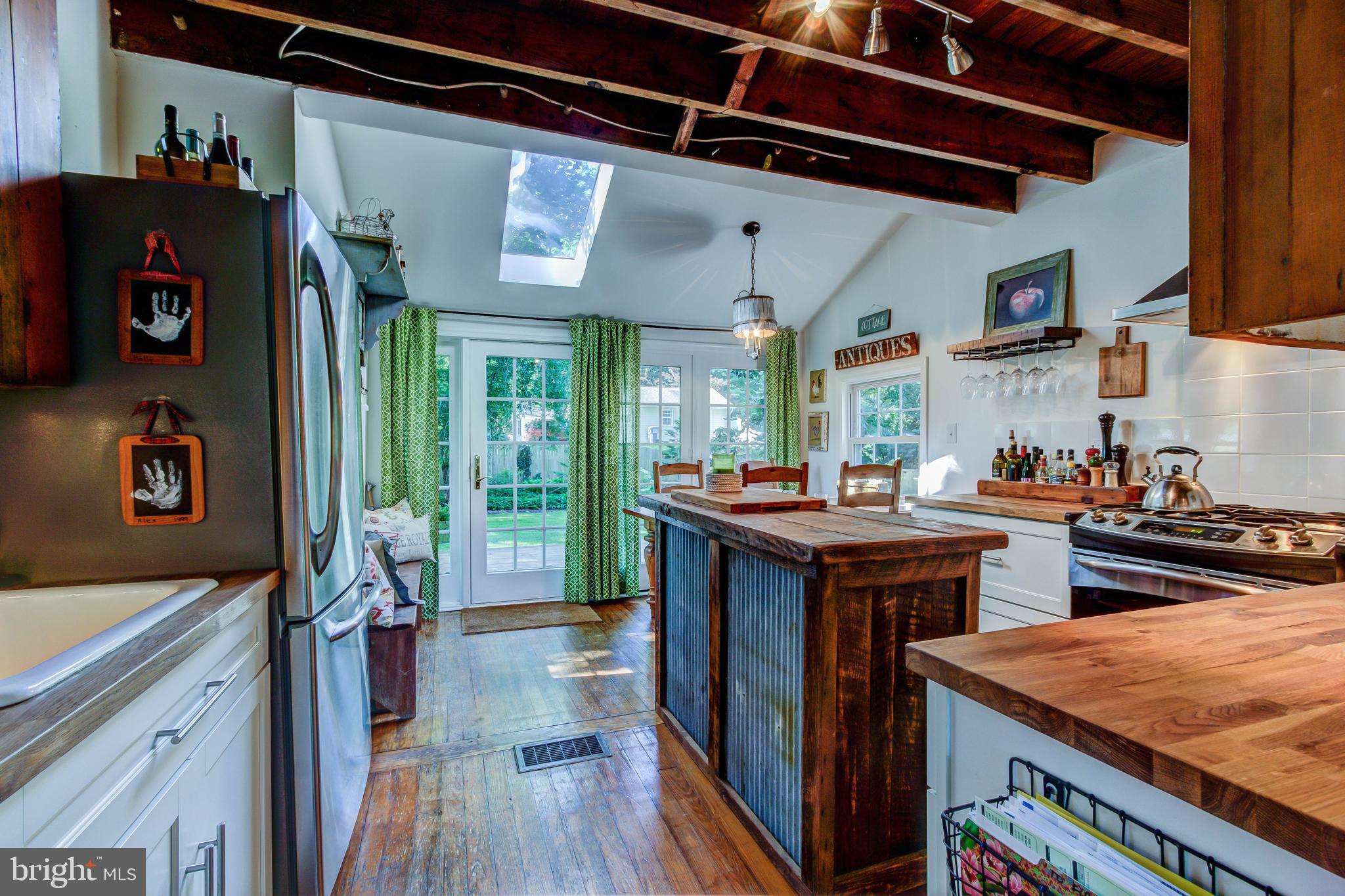 321 Newark Road Landenberg, PA 19350 - Photo 6 of 35 Farmhouse Kitchen