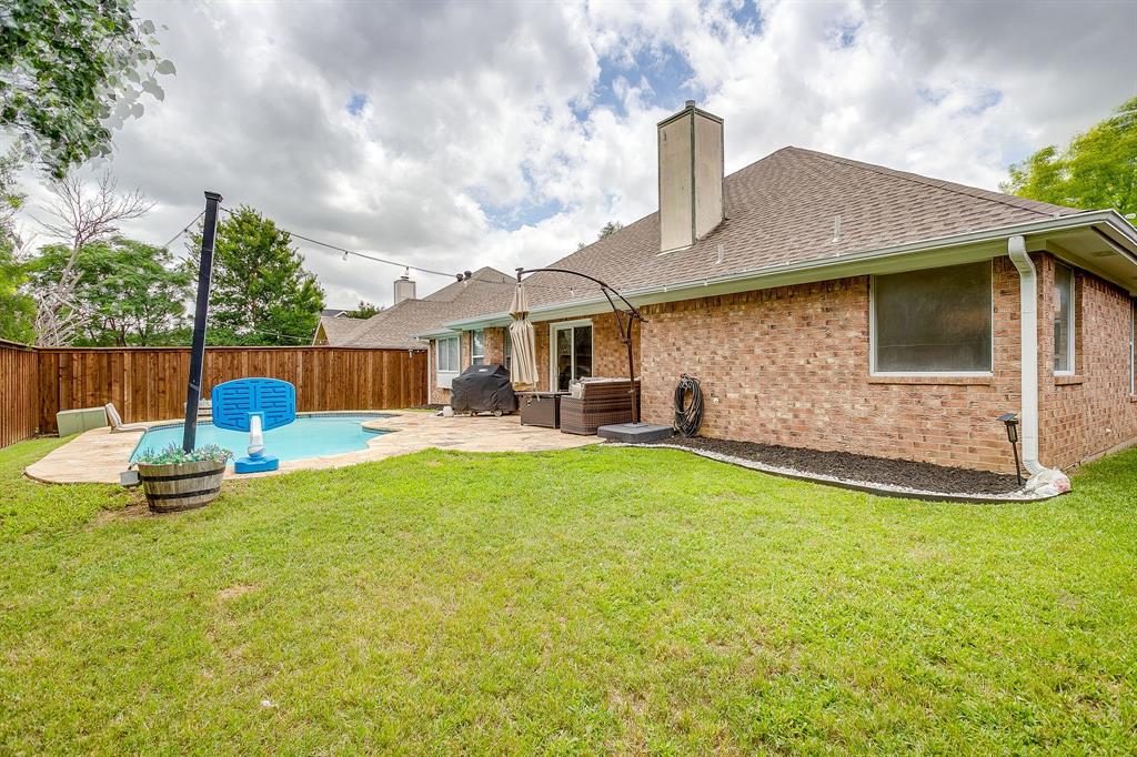 2107 Nichols Trail Mansfield, TX 76063 - Photo 33 of 39
