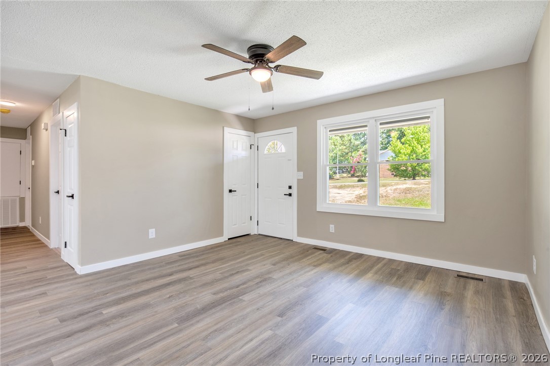 1541 Diamond Road Fayetteville, NC 28311 - Photo 7 of 32