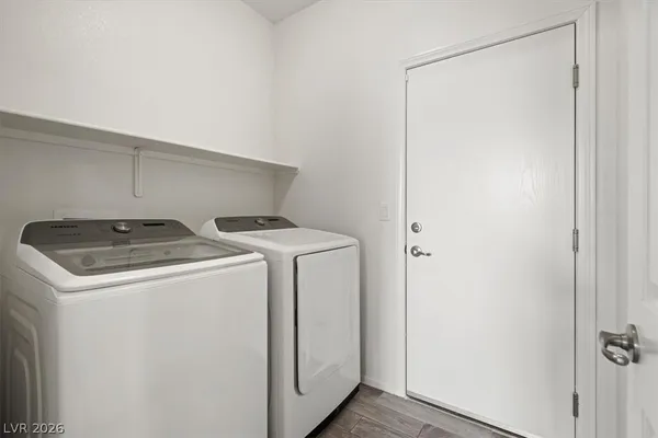 $2,440 | 628 Wounded Star Avenue, Las Vegas, NV 89178