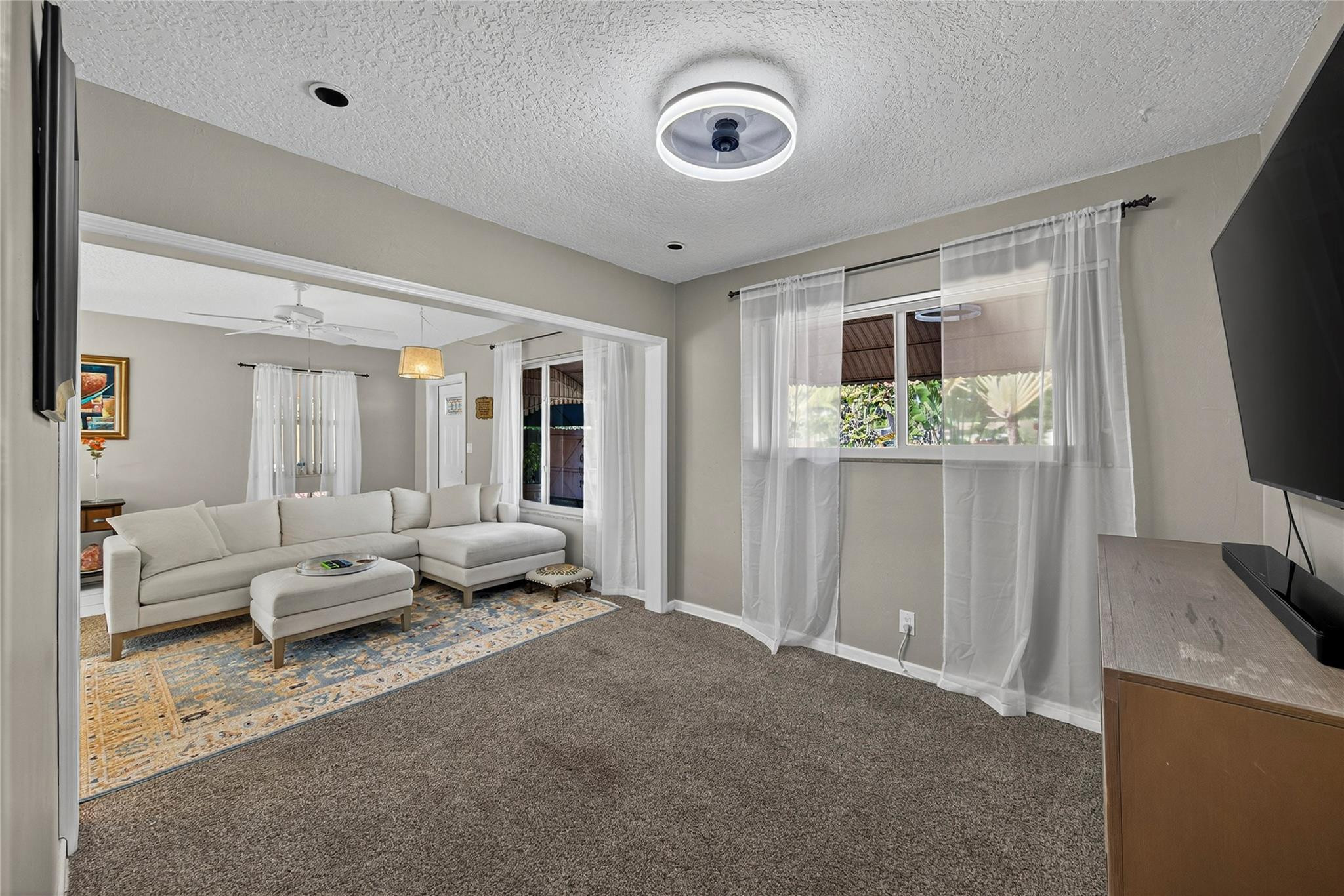 40 Southwest 9th Court Pompano Beach, FL 33060 - Photo 12 of 48 Photo 12