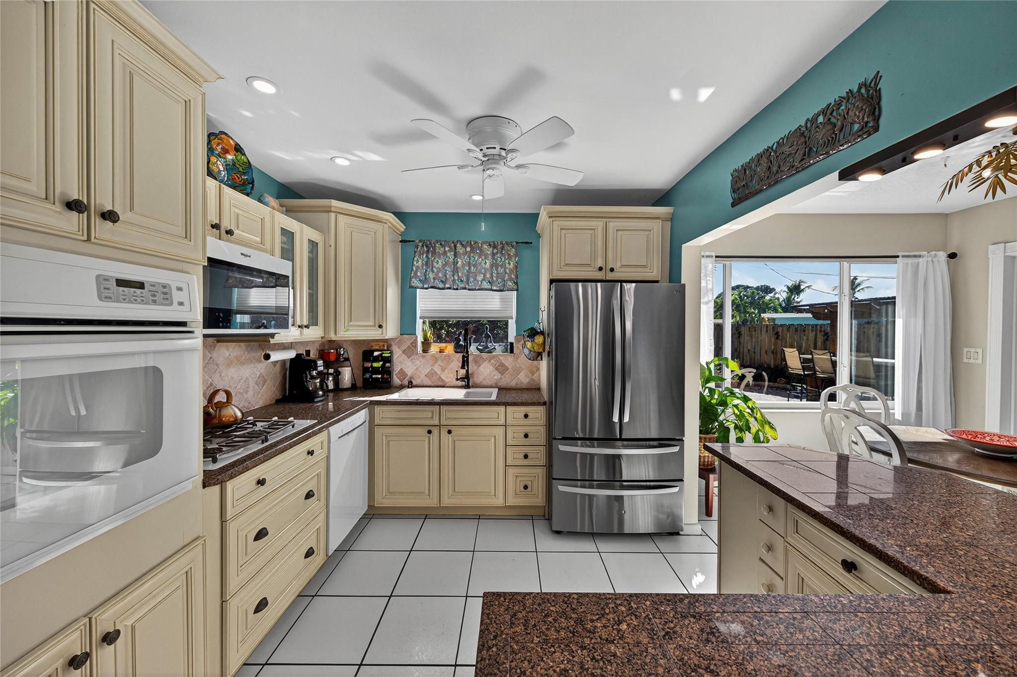 40 Southwest 9th Court Pompano Beach, FL 33060 - Photo 14 of 48 Photo 14