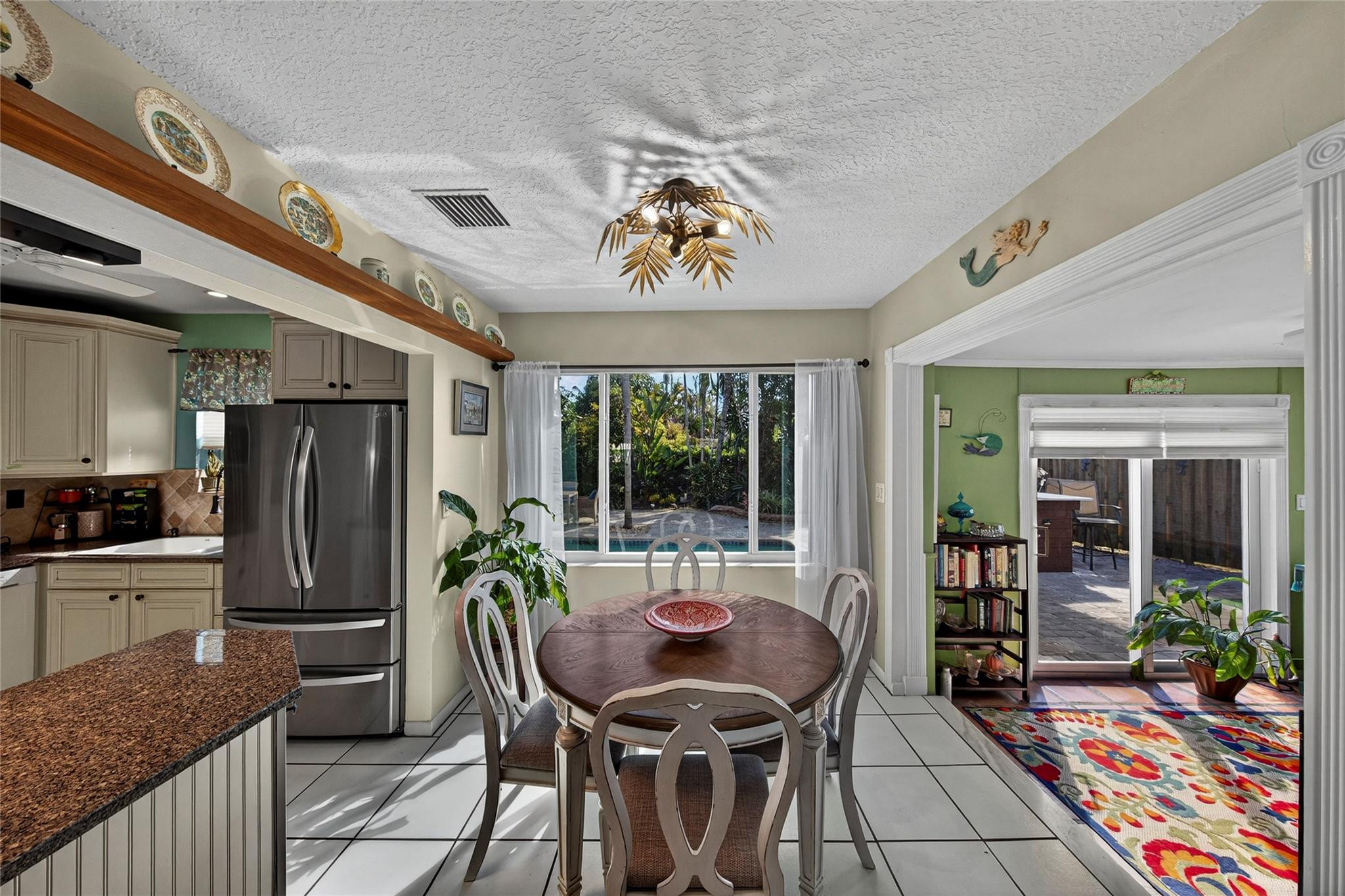 40 Southwest 9th Court Pompano Beach, FL 33060 - Photo 6 of 48 Photo 6