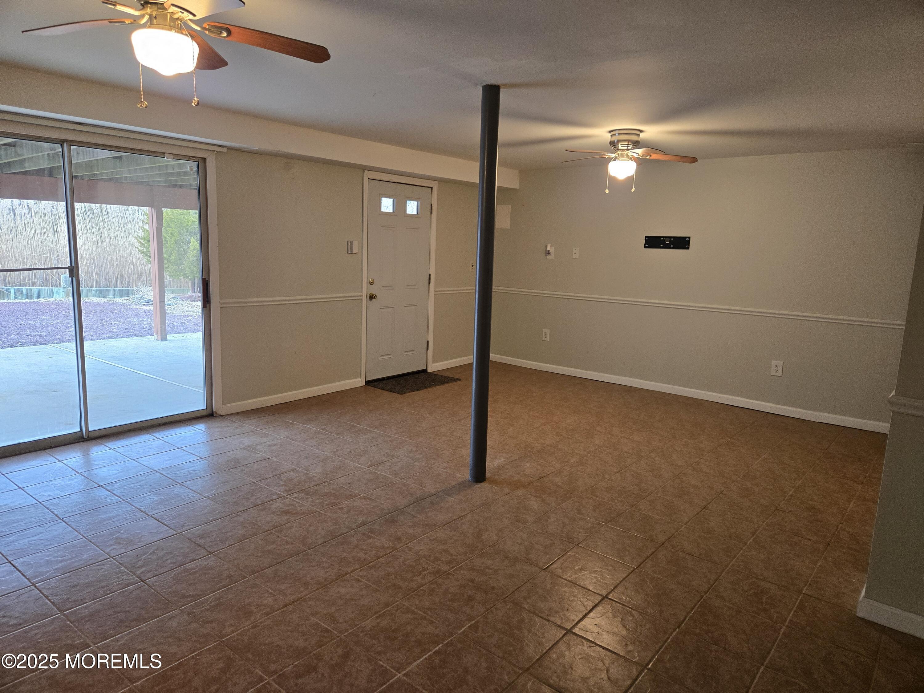 257 Riverside Drive North Brick, NJ 08724 - Photo 17 of 44 20251208_152324