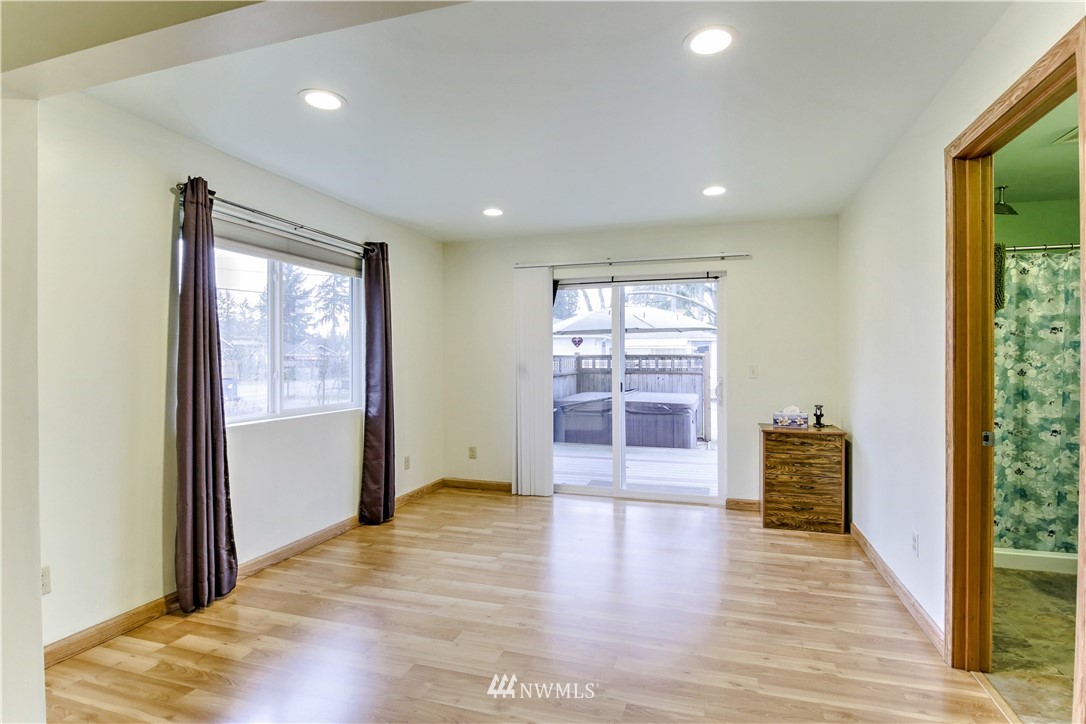 8704 Custer Road Southwest Lakewood, WA 98499 - Photo 13 of 25