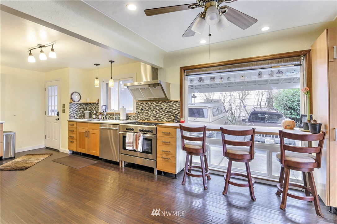 8704 Custer Road Southwest Lakewood, WA 98499 - Photo 5 of 25