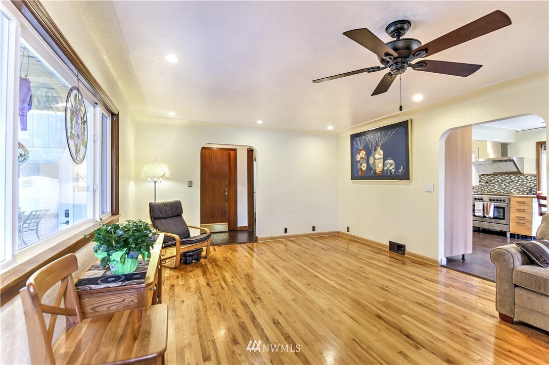 8704 Custer Road Southwest Lakewood, WA 98499 - Photo 8 of 25