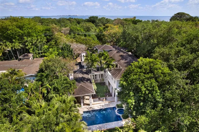 a view of a lush green field