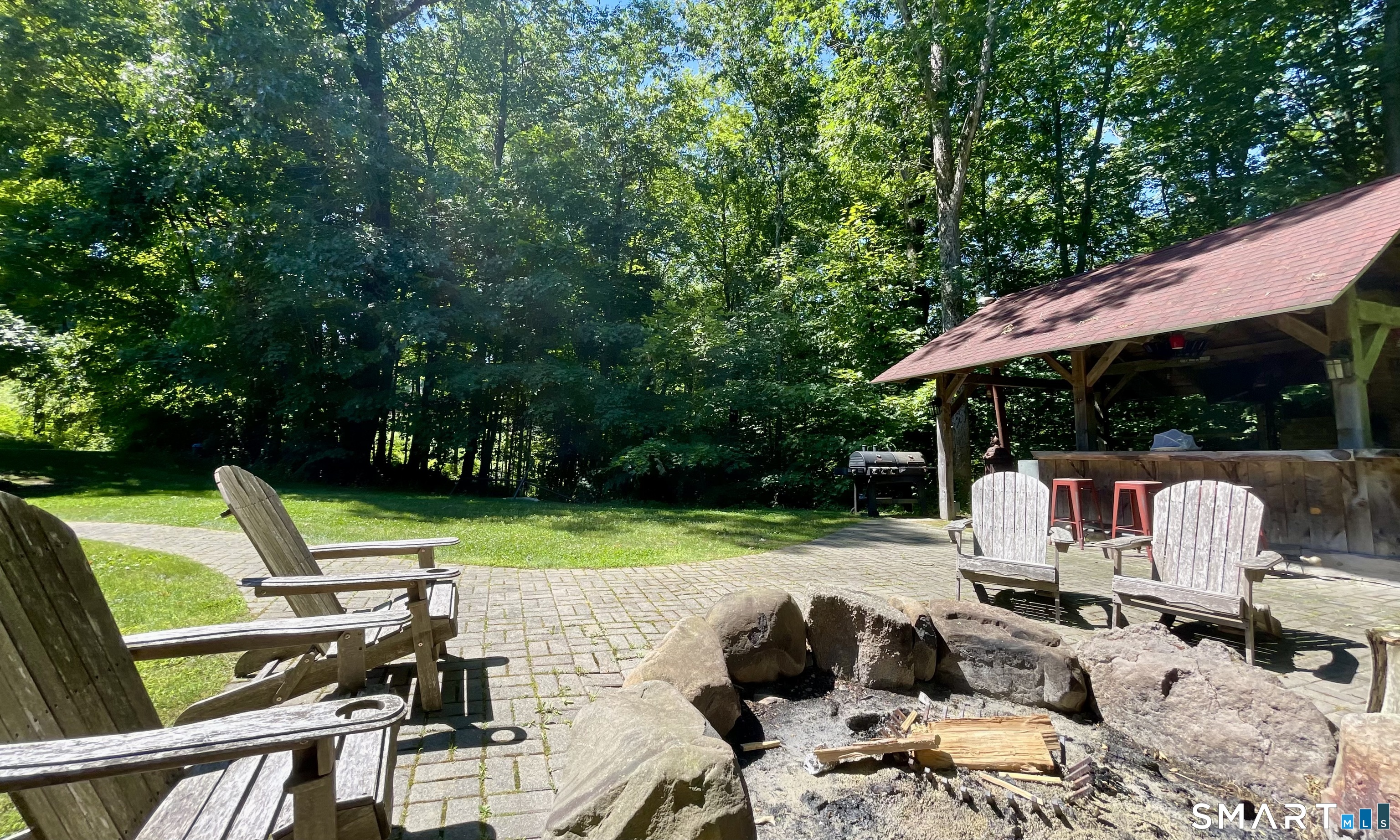 285 Wooding Hill Road Bethany, CT 06524 - Photo 29 of 33