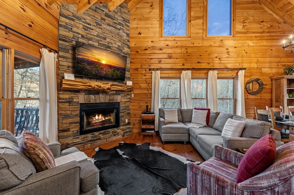 76 Fish Trap Road Blue Ridge, GA 30513 - Photo 4 of 73 Gallery Image 4