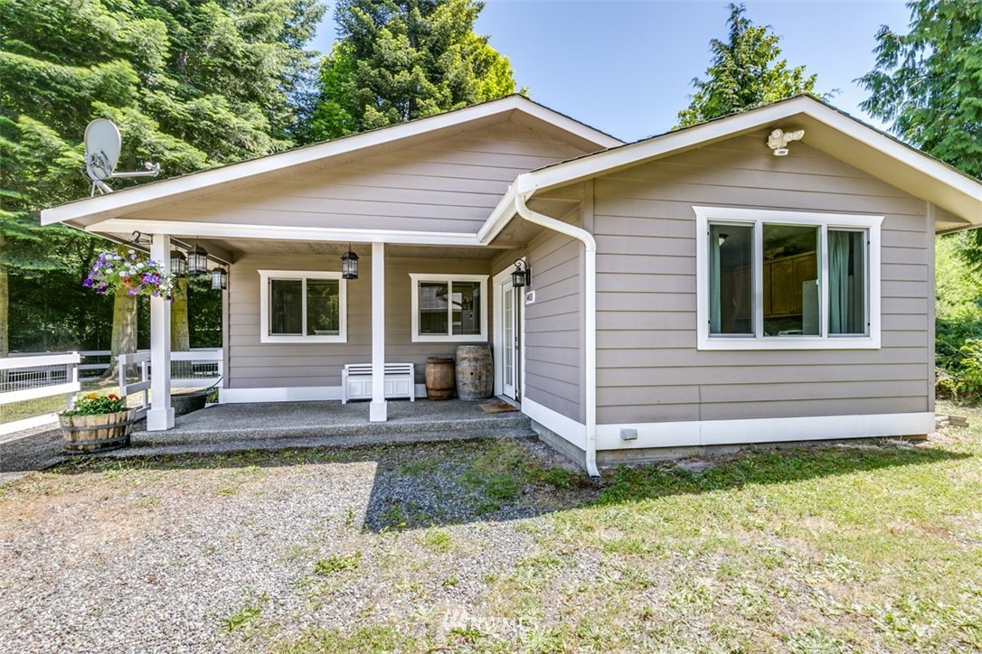 1401 Towne Road Sequim, WA 98382 - Photo 2 of 25