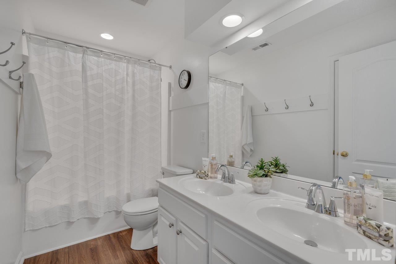 7628 Silver View Lane Raleigh, NC 27613 - Photo 25 of 29