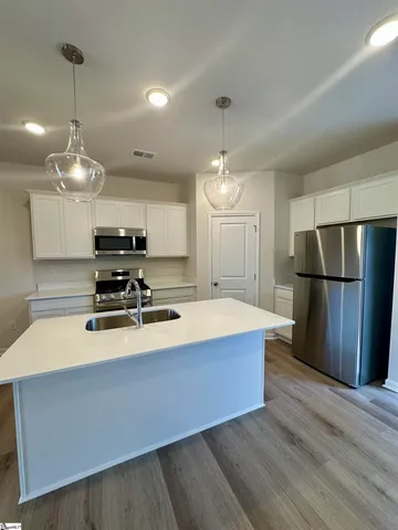 $229,900 | 8 Stoneview Way, Taylors, SC 29687