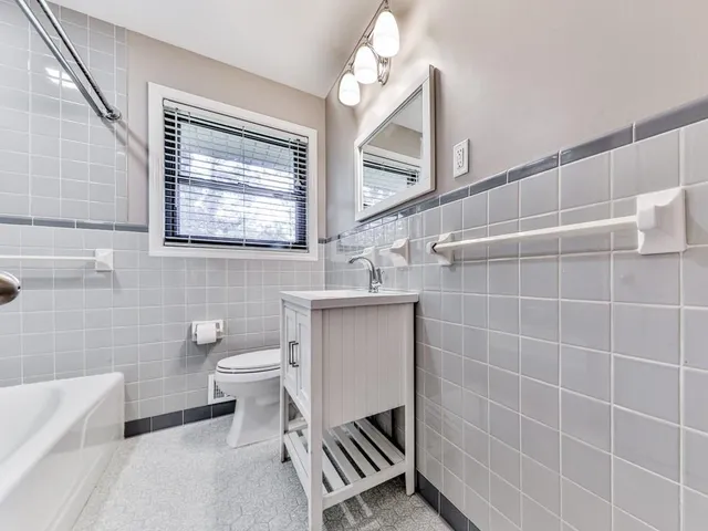 $2,200 | 5480 Burgess Drive, Mableton, GA 30126