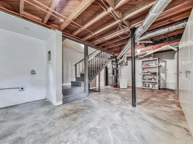 $2,200 | 5480 Burgess Drive, Mableton, GA 30126