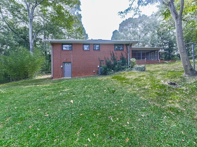 $2,200 | 5480 Burgess Drive, Mableton, GA 30126