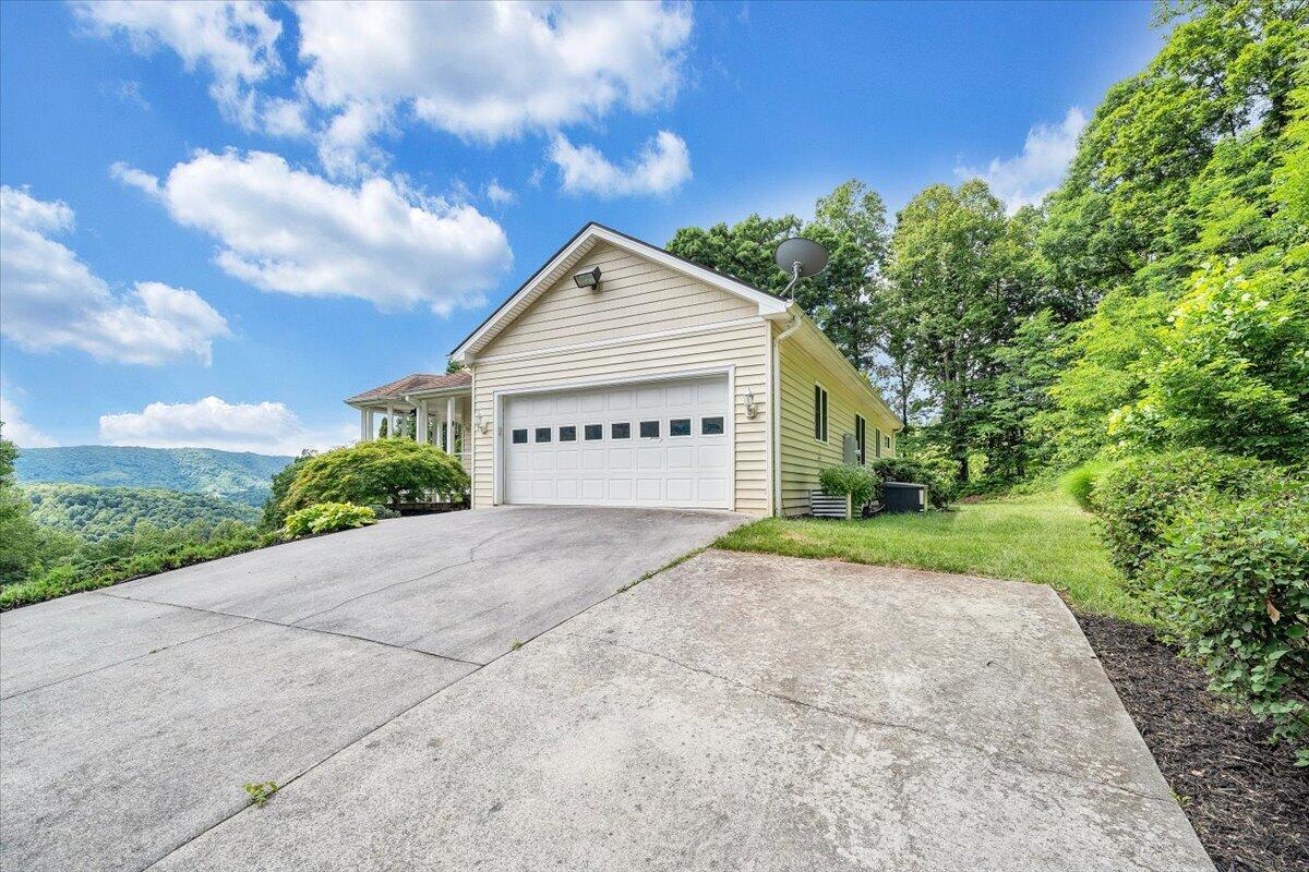 11010 Catawba Road Troutville, VA 24175 - Photo 52 of 68 51-MIB06414