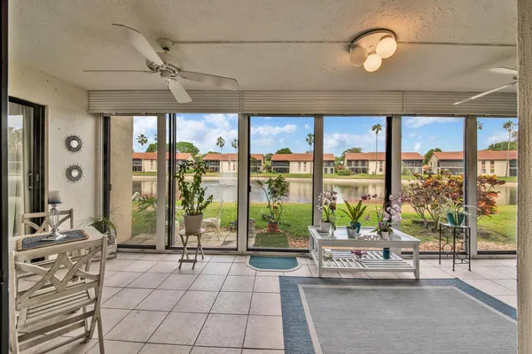 $325,000 | 10223 North Circle Lake Drive, Unit 102, Boynton Beach, FL 33437