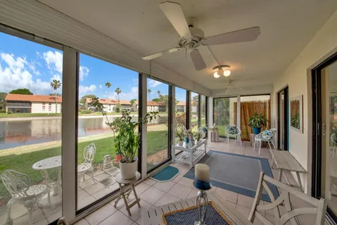 $325,000 | 10223 North Circle Lake Drive, Unit 102, Boynton Beach, FL 33437