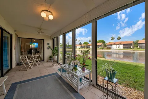 $325,000 | 10223 North Circle Lake Drive, Unit 102, Boynton Beach, FL 33437