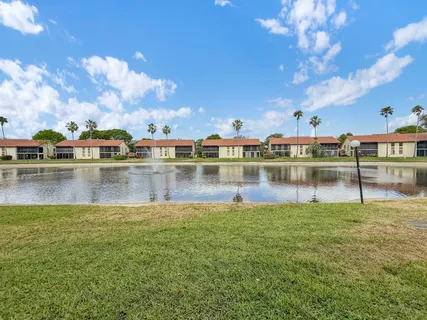 $325,000 | 10223 North Circle Lake Drive, Unit 102, Boynton Beach, FL 33437