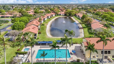 $325,000 | 10223 North Circle Lake Drive, Unit 102, Boynton Beach, FL 33437