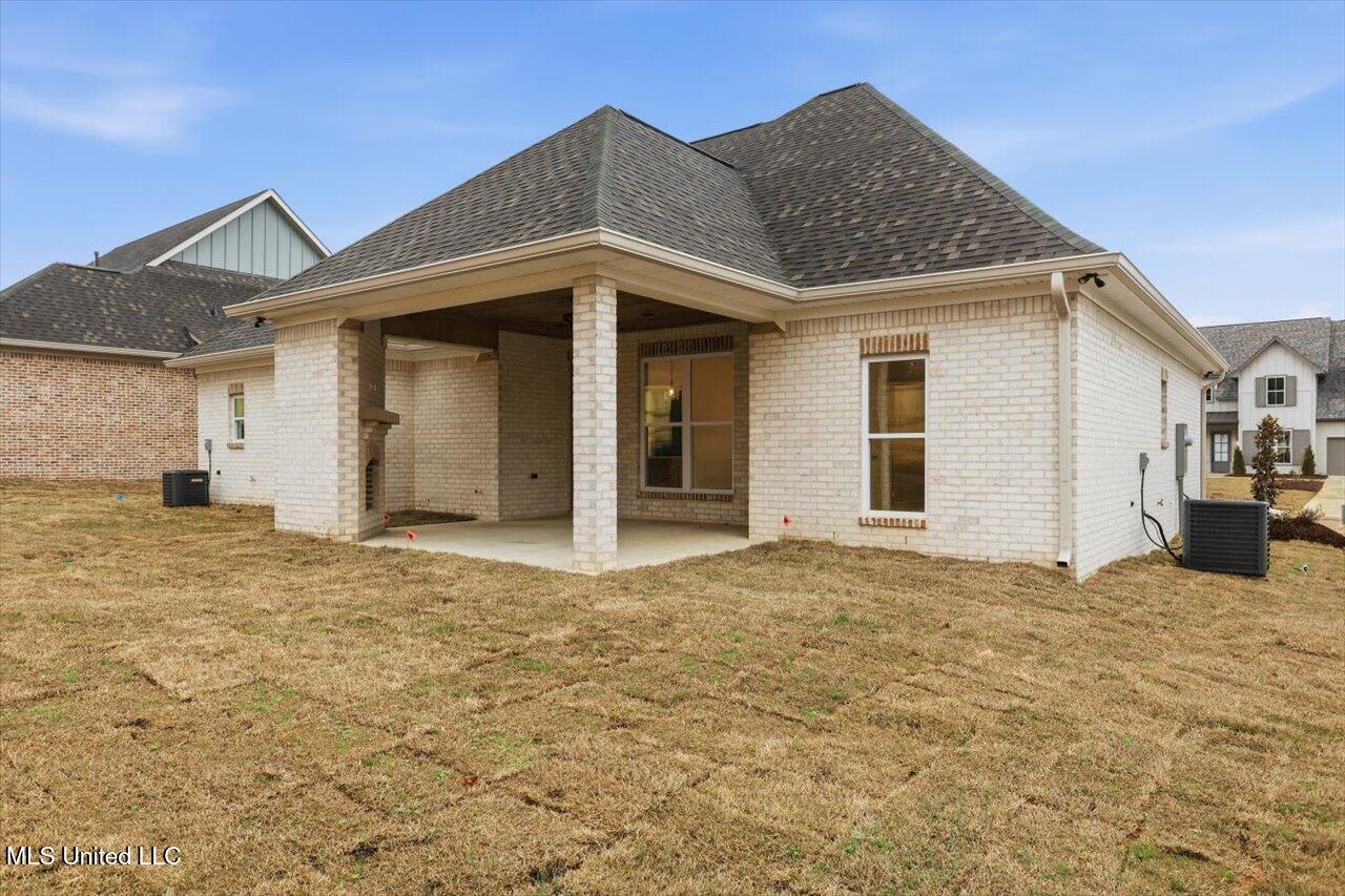 167 Bronson Bend Flowood, MS 39232 - Photo 32 of 34 32-167 Bronson Bnd _ Home Tours MS