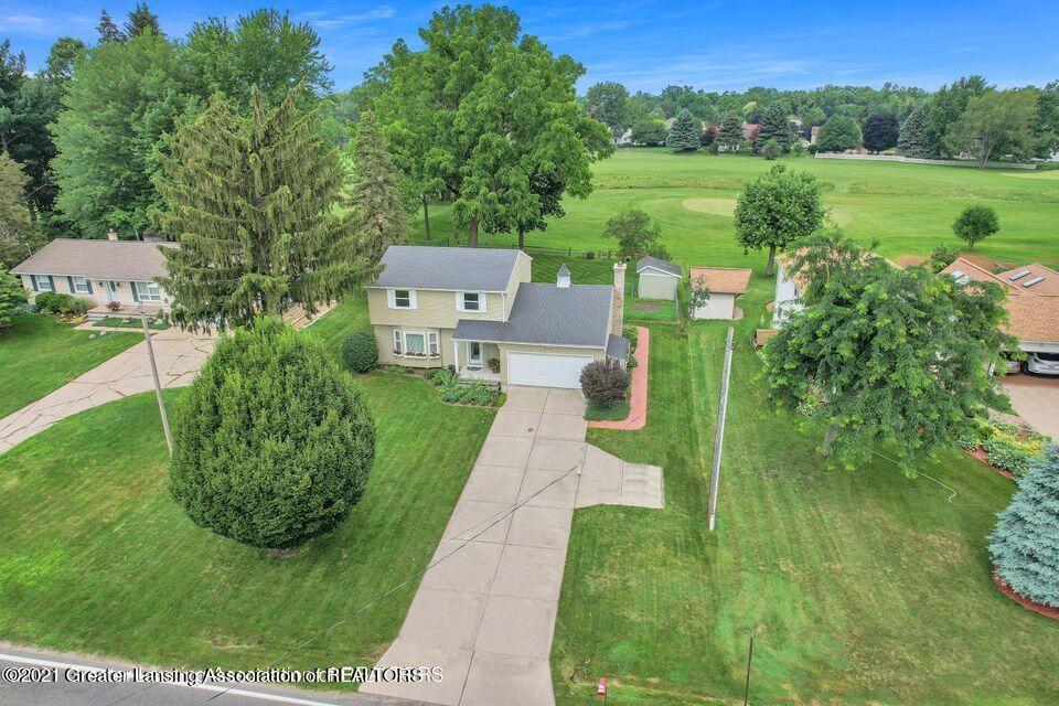 5849 Green Road Haslett, MI 48840 - Photo 44 of 48 19