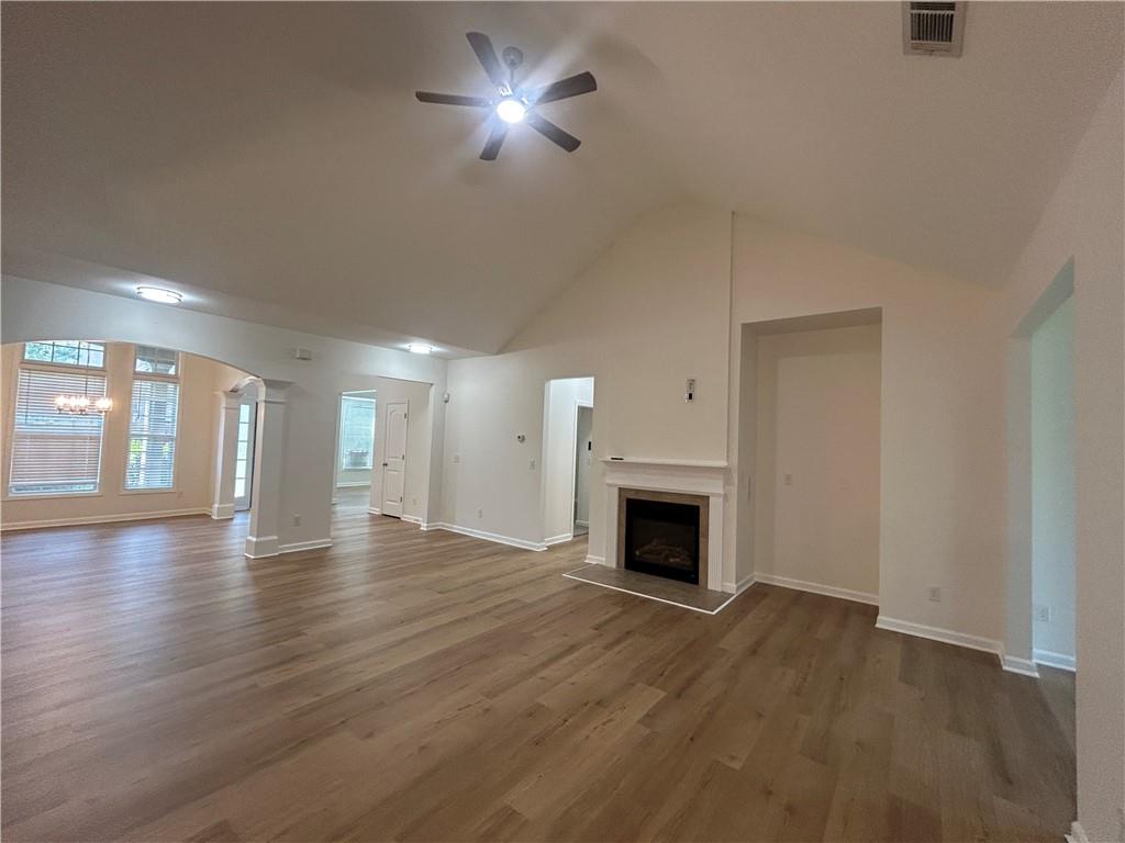 825 Stonehaven Road Southwest Atlanta, GA 30331 - Photo 8 of 22 Gallery Image 8