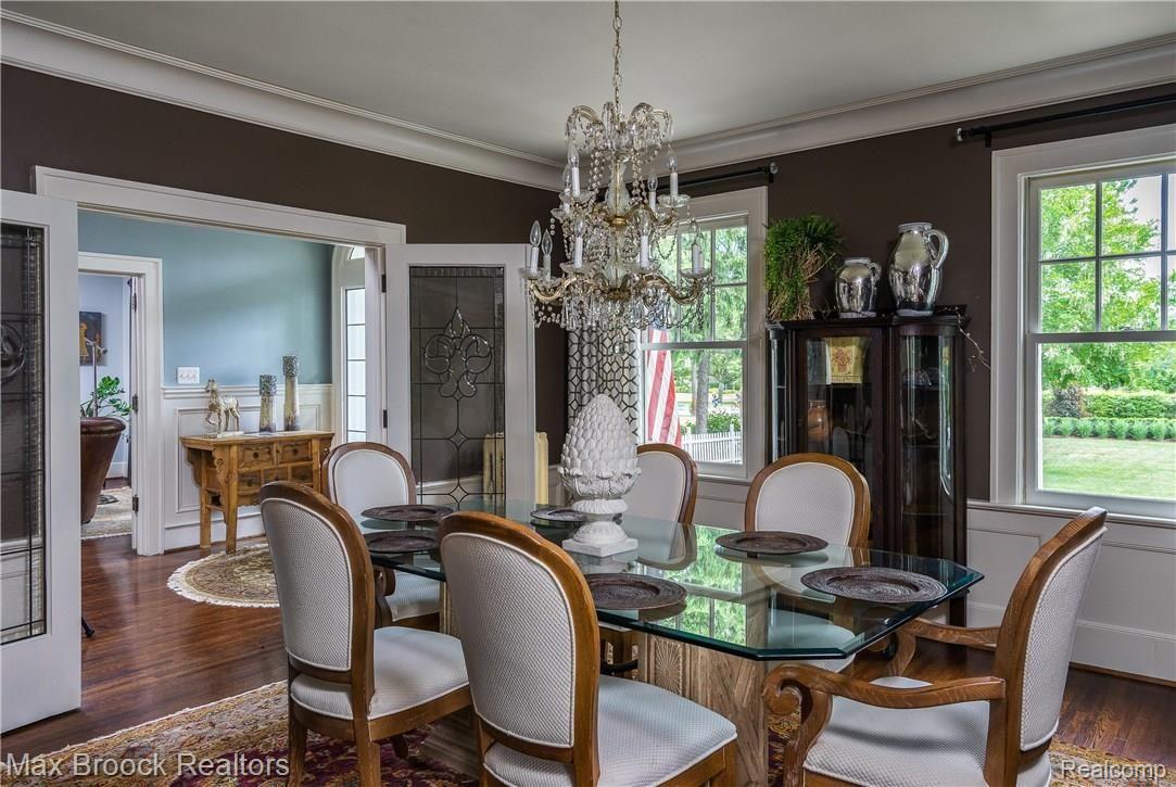 38 Ridge Road Pleasant Ridge, MI 48069 - Photo 10 of 43 Formal Dining Room