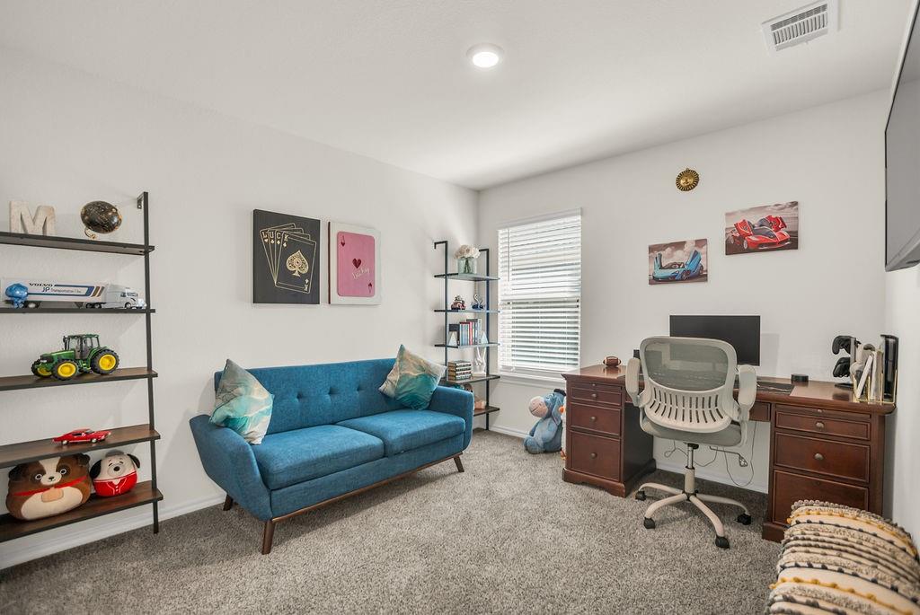 608 Daybreak Lane Lavon, TX 75166 - Photo 24 of 36 a living room with furniture